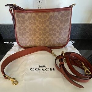Coach Cary Crossbody Bag
